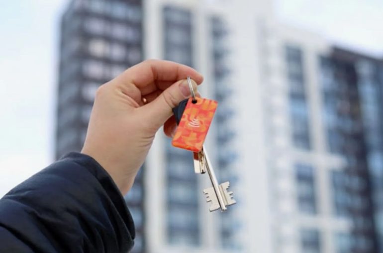 Квартира в ипотеку и просрочка платежей: как договориться с банком и не лишиться жилья